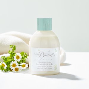 LB - dětské koupelové mléko od narození